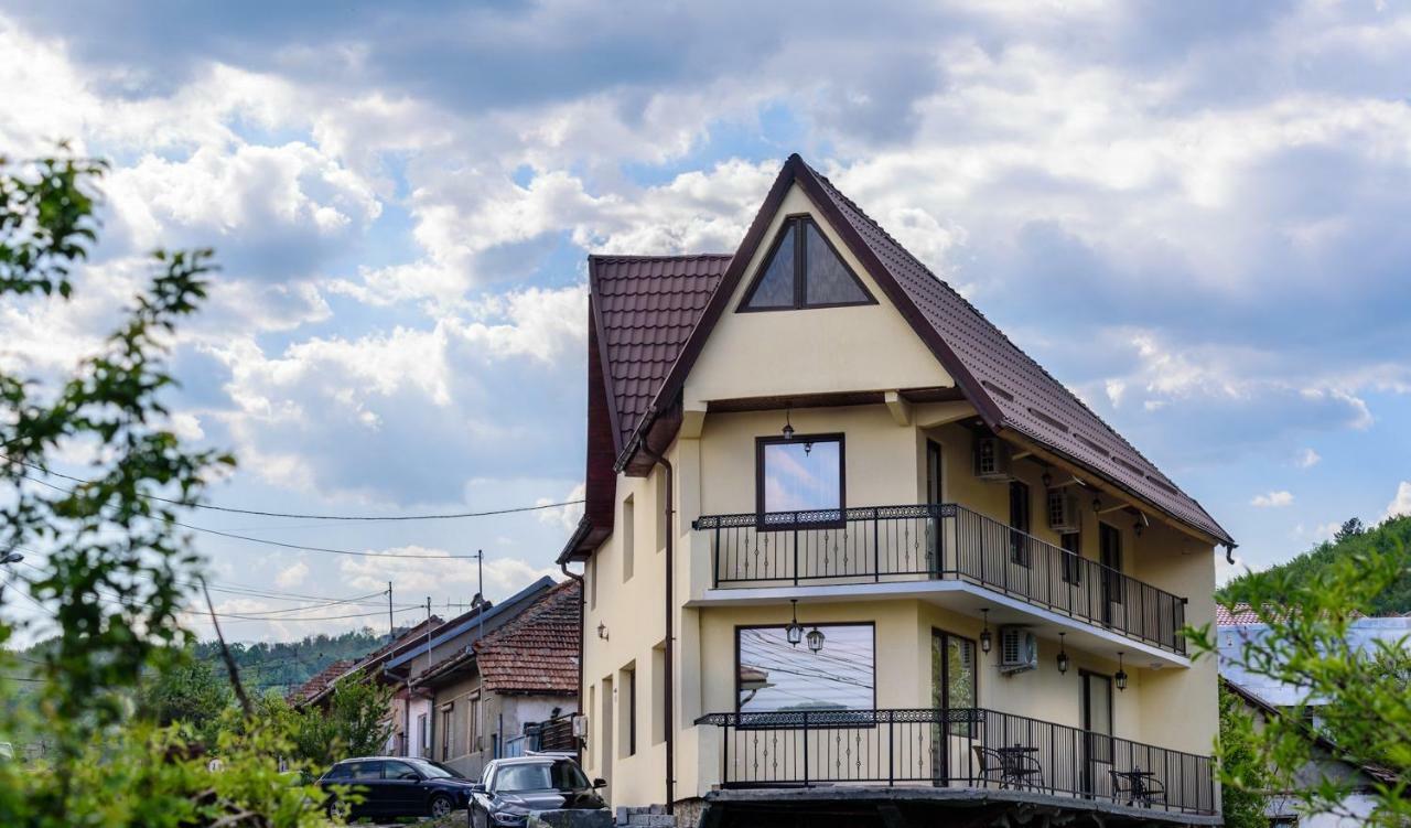 Casa Sky Lejlighed Orşova Eksteriør billede